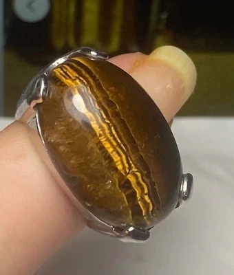BRILIANT GOLD & BROWN OVAL CABACHON TIGER'S EYE RING-SIZE 6(手链出售) — 第 1/4 张图片