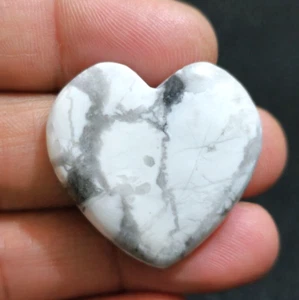Natural AAA+ Howlite Turquoise Heart Cabochon 69 Crt Loose Gemstone For Jewelry - Picture 1 of 4
