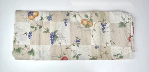 5 Yards Fabric Checkered Ivy & Fruit Design New Old Stock Vintage Vine Scape - Picture 1 of 5