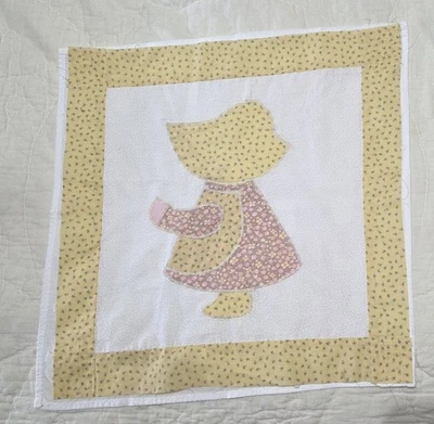 SUNBONNET SUE Appliquéd PILLOW TOPPER/FRAMED Unfinished 15.25" SQUARE COTTON - Image 1 of 4