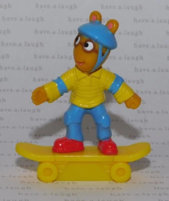 2004 PBS Kids Wendys Toy ARTHUR - AARDVARK EN MONOPATÍN PVC Figura Decoración de Pasteles Foto 1 de 4