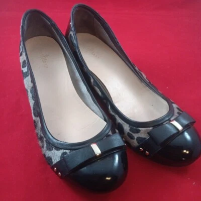 Cole Haan Black Leather Patent Toe Cowhide NikeAir Sole Size 9.5 Women's Wedge - Image 1 of 4