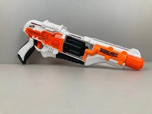 🔫 Nerf™ Doomlands Impact Zone™ Longarm Revolving Barrel Dart Blaster - Collect - Picture 1 of 5