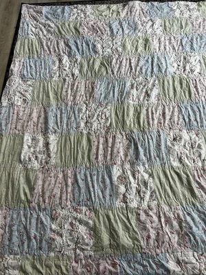 Shabby Chic Rachel Ashwell Patchwork Quilt Full Queen Ditsy Floral Cottage - Image 1 of 4