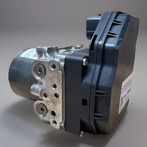 Refurbished ABS Brake Pump Module 2009 - 2010 Toyota Highlander | 44540-48290 - Picture 1 of 5