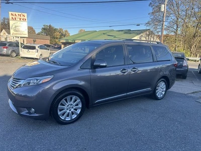 Мини-фургон 2015 Toyota Sienna Limited Premium 7 пассажирский полный привод 4 двери - Изображение 1 из 4