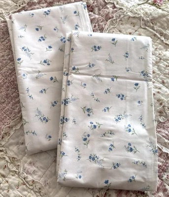 NWOT Ralph Lauren 2 King Pillowcases Floral Blue Green White Linda 100% Cotton! - Image 1 of 4