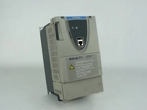 TELEMECANIQUE - ATV71H075N4 - Picture 1 of 3