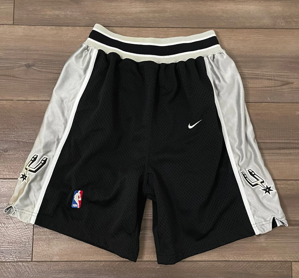 San Antonio Spurs Nike Authentic NBA Game Shorts Mens size 30 - Image 1 of 4