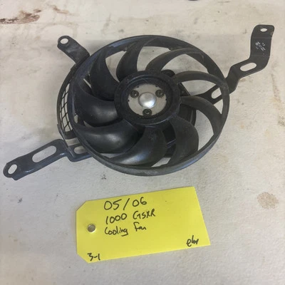Ventilador de refrigeración Suzuki GSXR 1000 2005 2006 OEM GSXR1000 05-06 Stock Foto 1 de 4