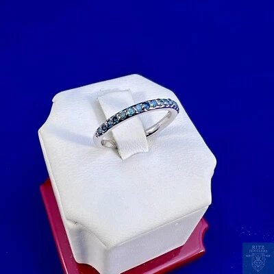 Banda de diamantes azules (oro blanco de 14 k) Foto 1 de 4