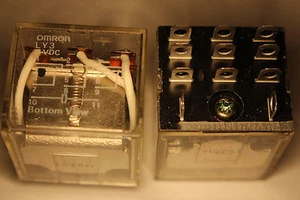 3 Stück Relais Nr312 OMRON LY3 6VDC 3Wechsler 10A - Bild 1 von 1