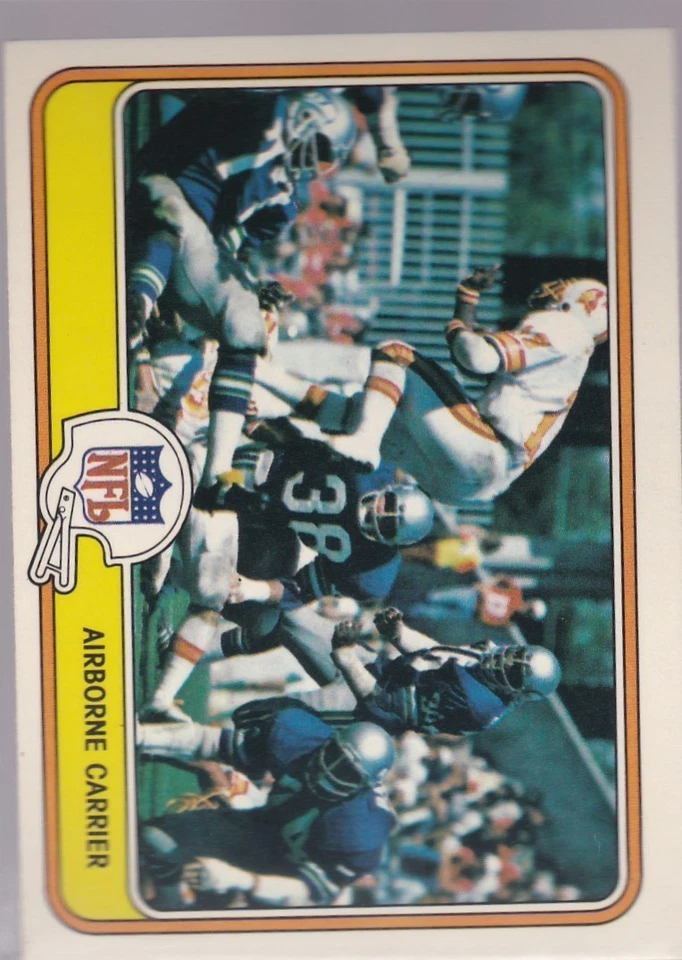 1981 FLEER FOOTBALL #74 TAMPA BAY BUCCANEERS NMMT/MINT *54533 - Image 1 of 1