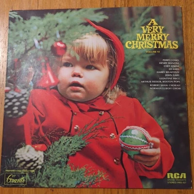 A Very Merry Christmas Volume VI 1972 Vinyl LP RCA PRS-427  - Image 1 of 4