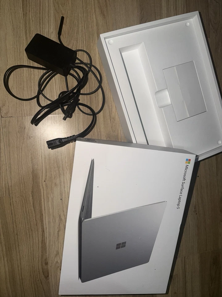 MICROSOFT SURFACE LAPTOP 5 - Immagine 1 di 4