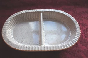POTTERY CRAFT BROWN SPECKLED DIVIDED CASSEROLE DISH - Picture 1 of 3