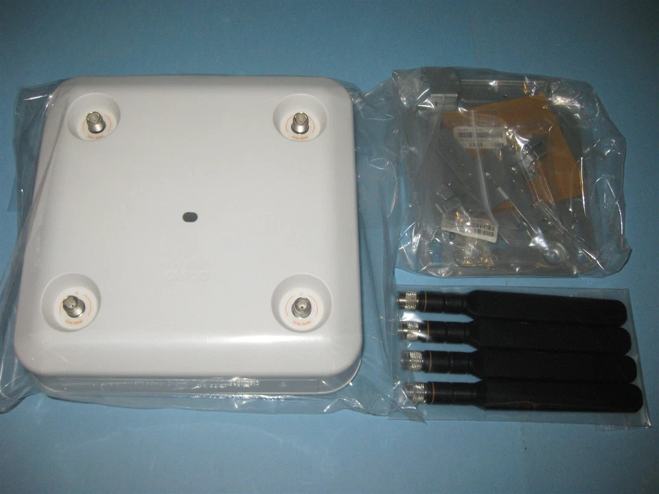 Cisco Aironet 3802E Wireless Access Point 802.11ac Wave 2 AIR-AP3802E-B-K9 - Image 1 of 1