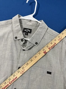 Billabong Mens Button-Up Shirt Size M Heather Gray Organic Cotton Beach Walk - Picture 1 of 9