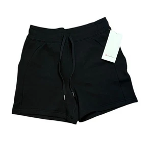 Lululemon schwarz Scuba hoch geschnittene Shorts 5 Zoll Größe 8 - Bild 1 von 7