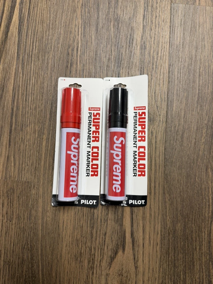 NUEVO MARCADOR PERMANENTE SUPREME PILOT ROJO Y NEGRO SUPER COLOR Nuevo-Sellado Foto 1 de 2