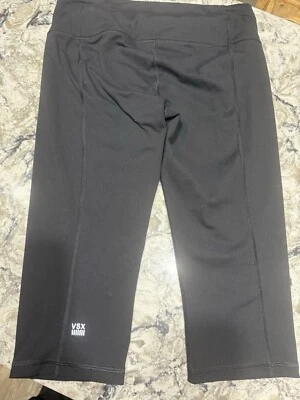 Leggings Victoria's Secret Sport VSX Feminina Tamanho Médio Preta Capri Ativa - Imagem 1 de 4