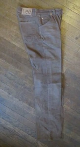 Original Vintage Unused LEE Corduroy Jeans- Lee Riders- Size 28 x 32- Brown - Picture 1 of 6