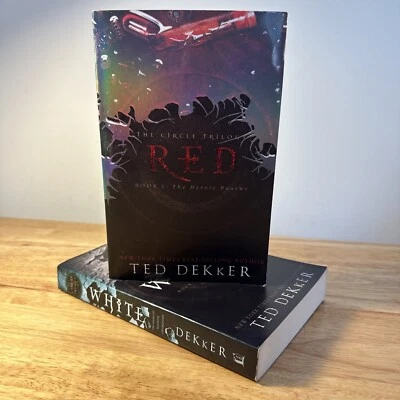 Ted Dekker El Círculo Trilogía Libros 3 y 4: ROJO Y BLANCO / Rescate Heroico / Búsqueda Foto 1 de 4