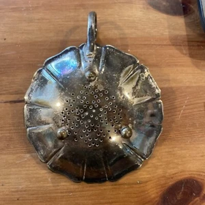 Vintage sterling silver tea/ strainer with handle 53 Grams - Picture 1 of 6