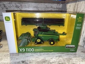 1/64th John Deere X9 1100 Combine Draper & Folding Corn Head Prestige Tracked - Picture 1 of 10