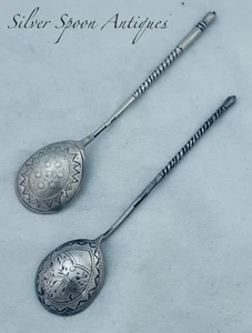 Mismatched Pair of Russian Teaspoons, nineteenth century - Picture 1 of 6