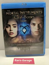 The Mortal Instruments City of Bones Blu-ray Canadian bilingual with Warranty