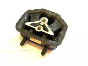 Original GM Engine Mounting Front Right 90135339 - Picture 1 of 4