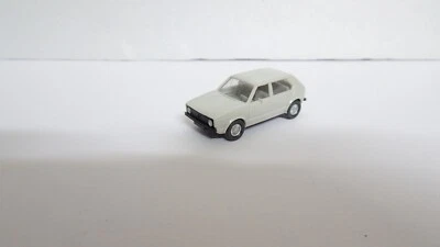 WIKING  volkswagen  golf  1   1/87 - Photo 1/2