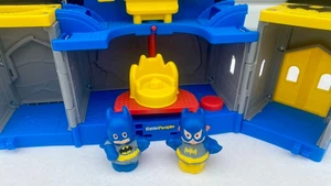 Fisher Price Little People Batman Cave LOT w/ Bat Mobile Batgirl, Robin, Batman! - Picture 1 of 20
