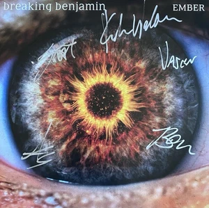 BREAKING BENJAMIN AUTOGRAFO FIRMATO VINILE BRACE - Foto 1 di 2