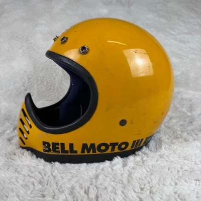 Vintage 1975 BELL MOTO III 3 Motocross Motorcycle Yellow Helmet Size 7-3/8 - Image 1 of 4