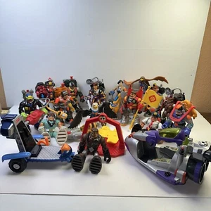 Rescue Heroes Action Figuren 13 Mattel Fisher Price 17 Zubehörteile 2 Fahrzeuge - Bild 1 von 4