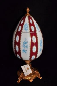 Tiche Porcelain d'Art, Milan, Italy, Centerpiece, 15" Decorative Pedestal Egg - Picture 1 of 1
