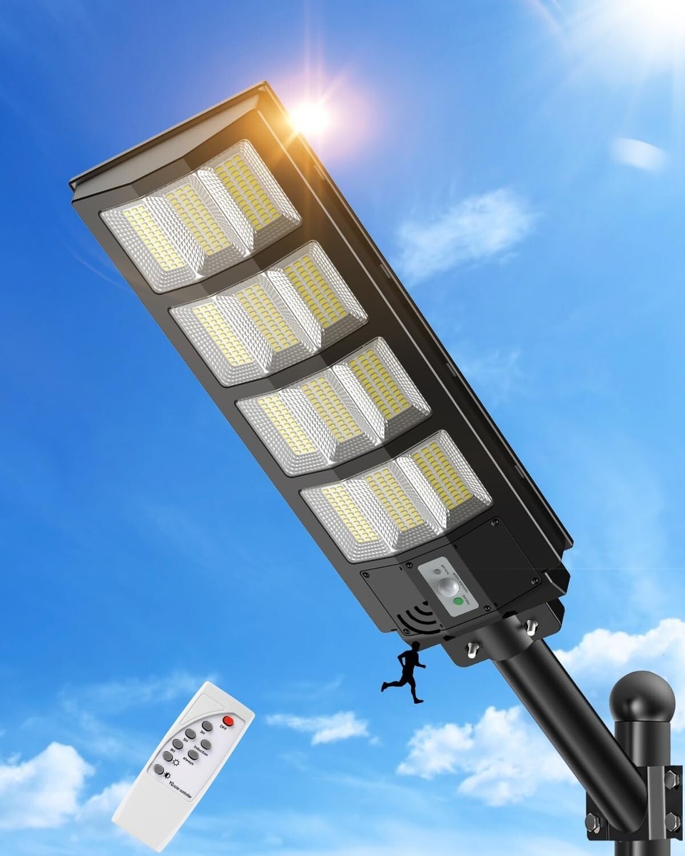 Luci Solari Da Esterno 4 Pezzi Con Sensore Movimento, 2 Modalità Luminosità, IP65 Impermeabili, Per Giardino, Vialetto, Piscina