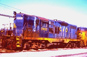 DUPLICATE KODACHROME SLIDE CHESAPEAKE & OHIO GP-9 #5905 RIVERDALE, IN 3.12.83 - Bild 1 von 1