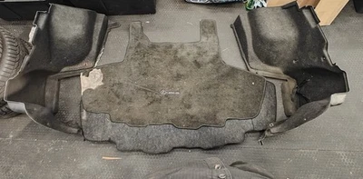 Juego de alfombrillas rígidas y blandas para maletero Lexus IS300 2001-2005 OEM forros laterales Foto 1 de 4