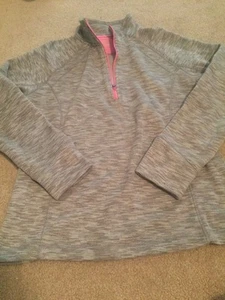 Grey Tek Gear Women's 1/4 Zip Top Size Medium Gently Used - Picture 1 of 2