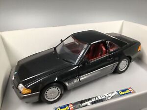 MERCEDES 500 SL Coupe 1990 1/18 Revell