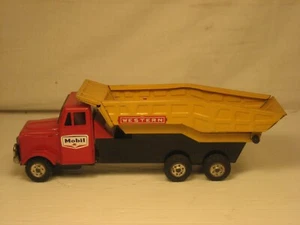 VINTAGE JAPAN TIN FRICTION TOY MOBIL WESTERN DUMP TRUCK M-501 11" LONG - Picture 1 of 7