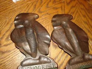 MISS MODERNE antico fermalibri 1929 art deco in ghisa finitura bronzo bella patina - Foto 1 di 7
