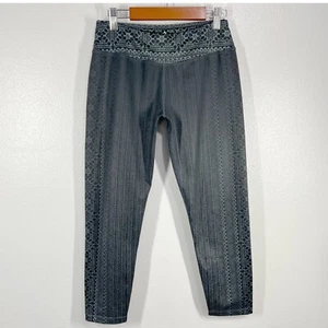 PrAna Crop Leggings Athletic Yoga Workout Print Made in USA Black Gray Medium - Picture 1 of 8