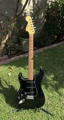 Fender MIJ 70’s Reissue Left Handed Stratocaster Black - Image 1 of 4