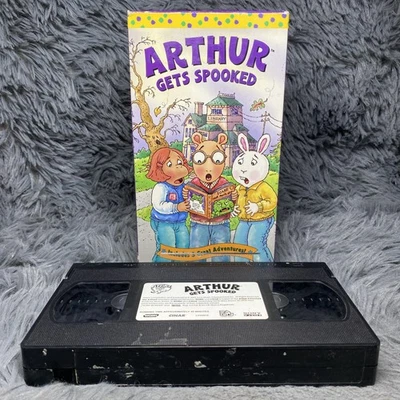 Arthur - Arthur Gets Spooked VHS Tape 2003 PBS Kids Halloween Cartoon Show Rare - Image 1 of 4