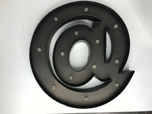 Beleuchtetes @ Schild Metall Vintage Look Wohndeko Festzelt 17" T batteriebetrieben - Bild 1 von 12