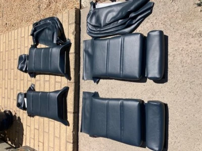 宝马 325i 325is E30 运动带后座上装套件 德国乙烯 INDIGO 蓝色 全新 — 第 1/4 张图片